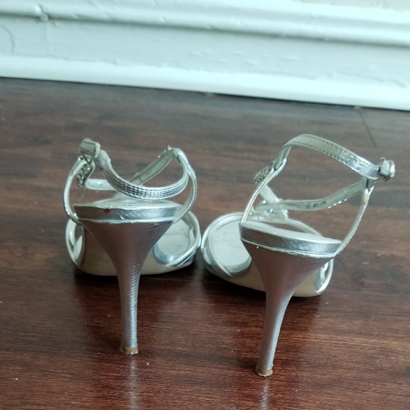 ALDO Shoes - Picture 3 of 3